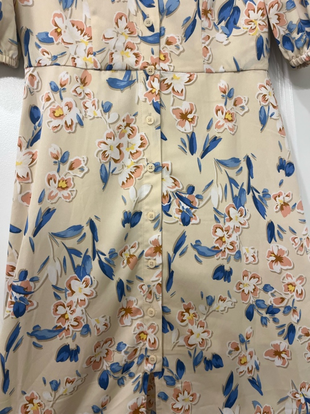 BCBG Spring Floral Smock Midi Dress V Neck Buttons Floral Print Chic Womens Sz 4 - Picture 6 of 11